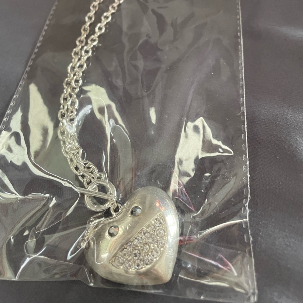 Chun fashion necklace